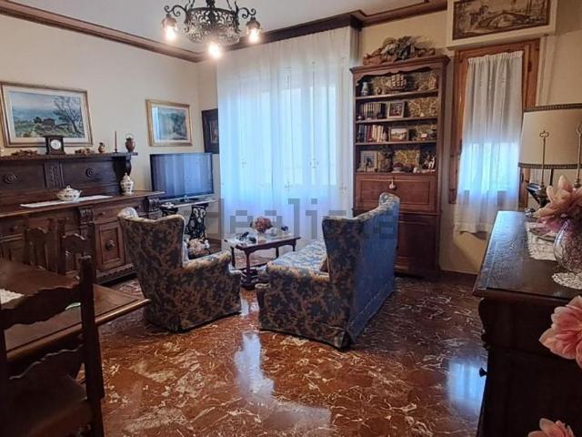 Appartamento in vendita a Vicchio, Toscana