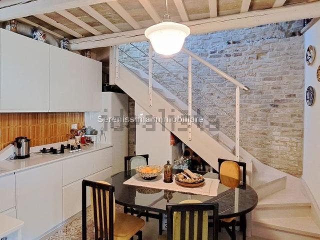 Appartamento in vendita a Vallefoglia, Marche