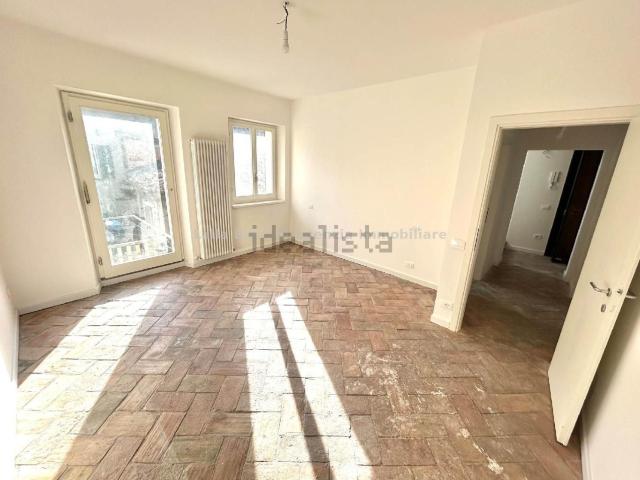 Appartamento in vendita a Centro Storico, Marche