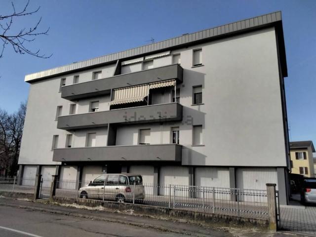 Appartamento in vendita a Terra di Mezzo, Re