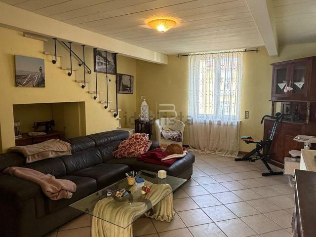 Appartamento in vendita a Seravezza, Toscana