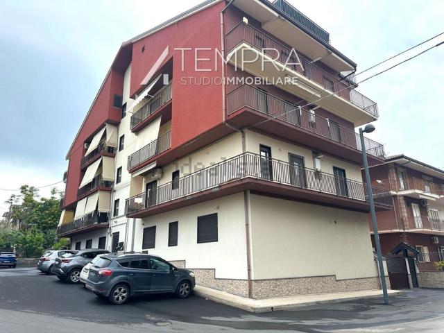 Appartamento in vendita a Adrano, Sicilia