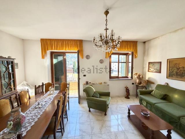 Appartamento in vendita a Rasina, Gualdo Tadino