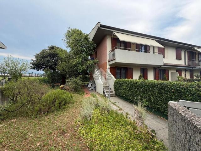 Appartamento in vendita a Boltiere, Lombardia