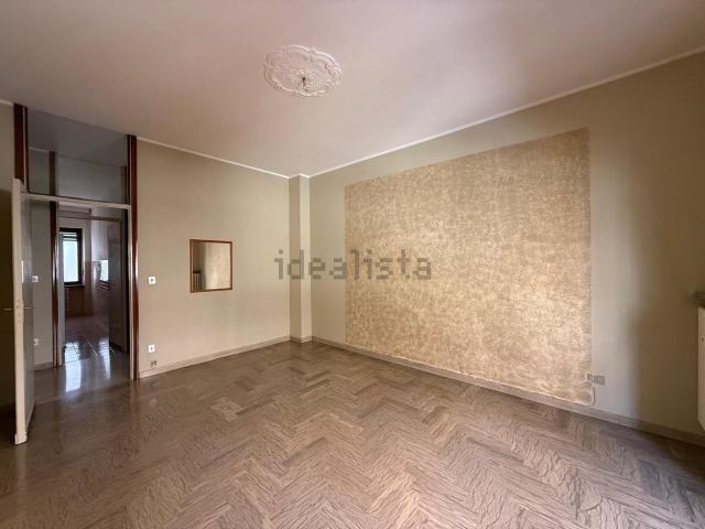 Appartamento in vendita a Rione Cattedrale, Asti