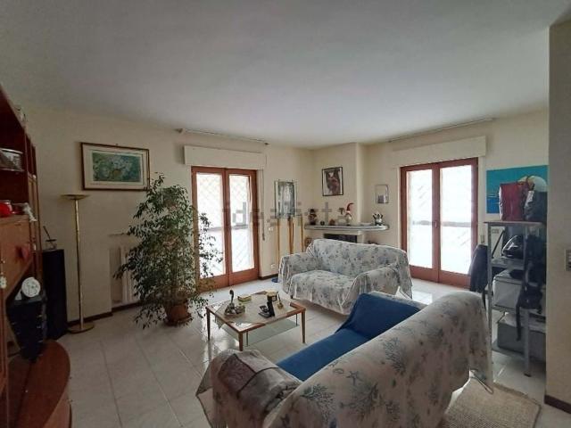 Appartamento in vendita a Puglia, Bari