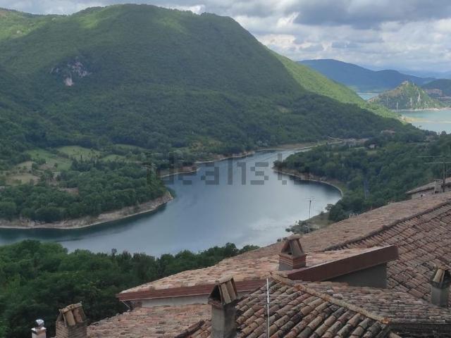 Appartamento in vendita a Paganico Sabino, Lazio