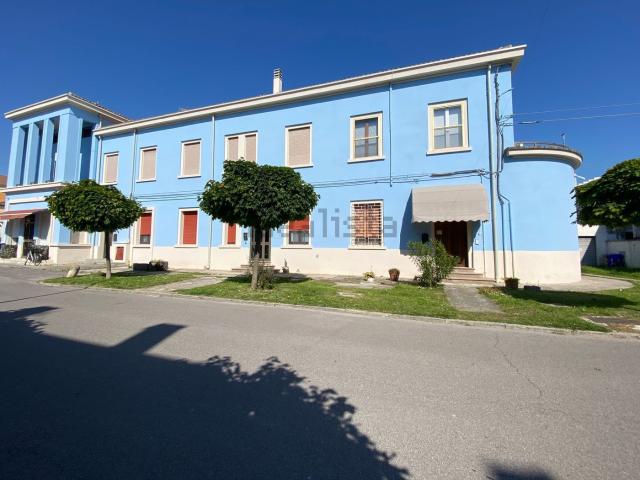 Appartamento in vendita a Unione Terre e Fiumi, Reggio Emilia