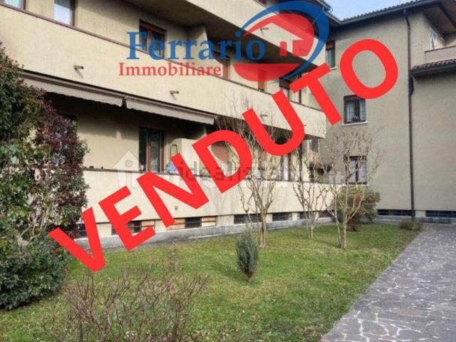 Appartamento in vendita a Arcore, Lombardia