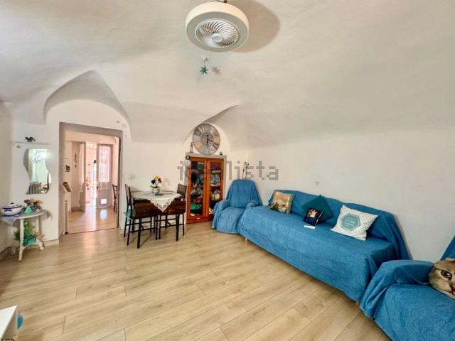 Appartamento in vendita a Prelà, Liguria