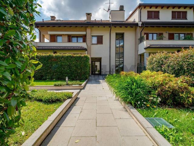 Appartamento in vendita a Lazzaretto, Seregno