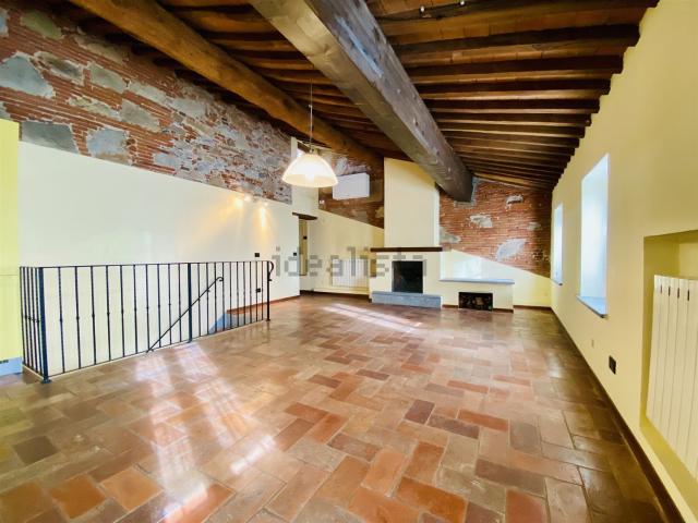 Appartamento in vendita a Corte Dovichetti, Bagni Di Lucca Ponte