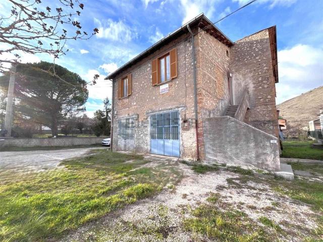 Appartamento in vendita a Scurcola Marsicana, Abruzzo