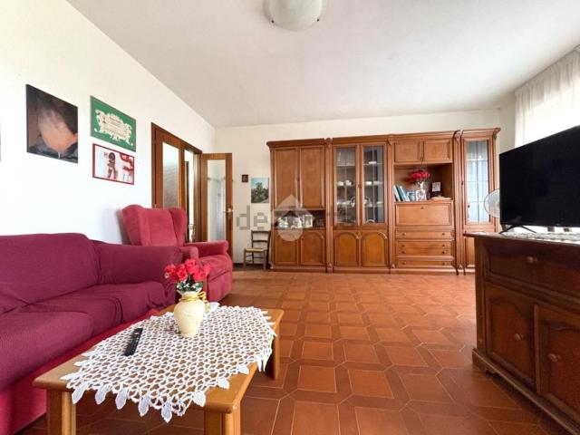 Appartamento in vendita a Follonica, Toscana