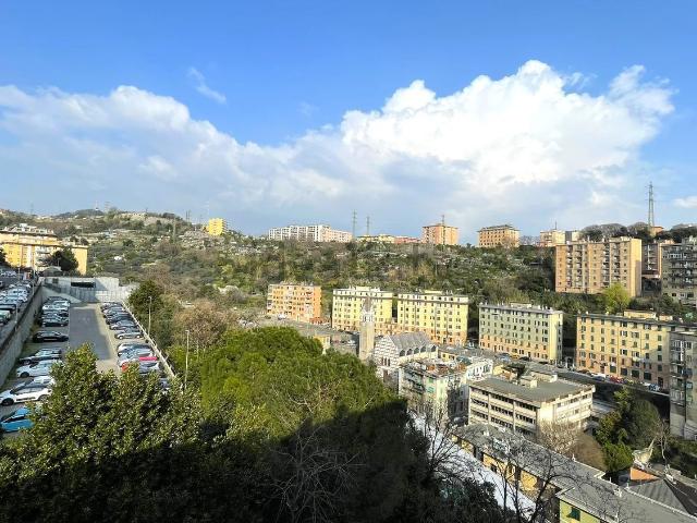 Appartamento in vendita a Centro Ovest, Serra Riccò