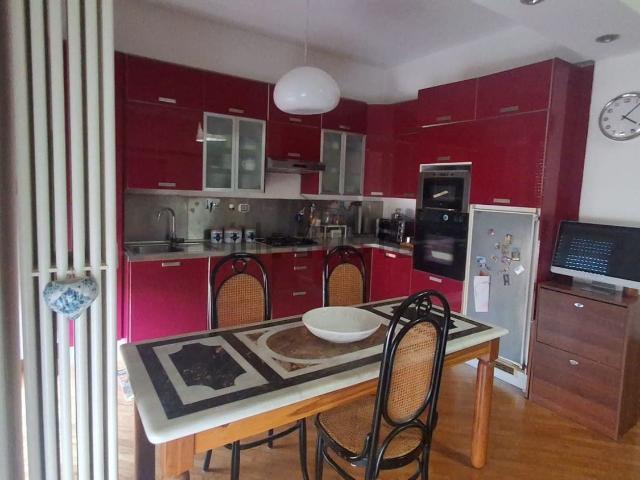Appartamento in vendita a Val Polcevera, Serra Riccò