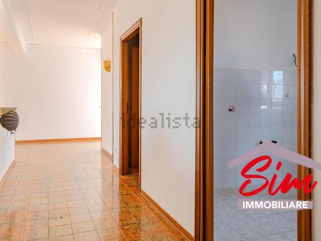 Appartamento in vendita a Cerano, Novara