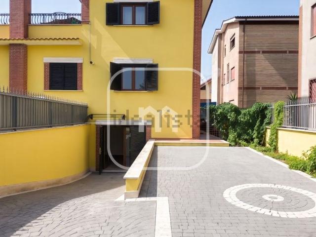 Appartamento in vendita a Roma Capitale, Lazio