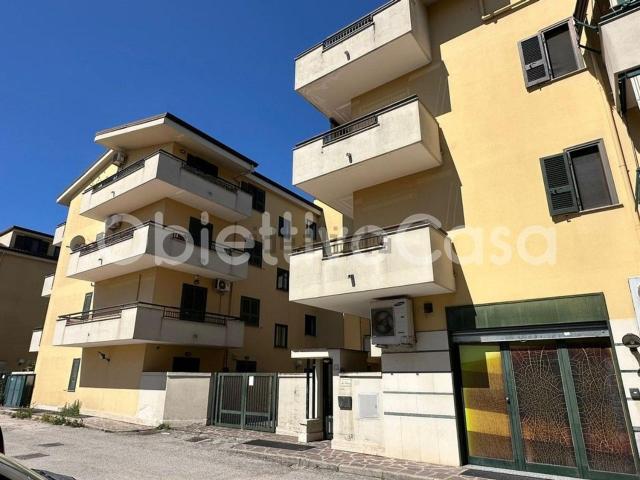 Appartamento in vendita a Casapulla, Campania