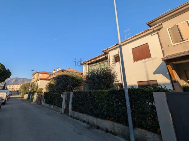 Attico in vendita a Angarano, Bassano Del Grappa