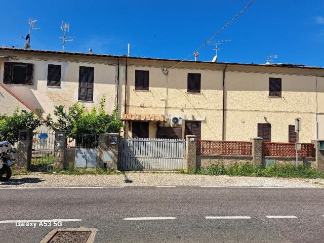 Appartamento in vendita a Rosignano Marittimo, Toscana