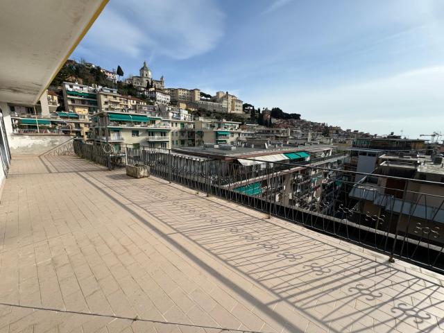 Attico in vendita a San Remo, Liguria
