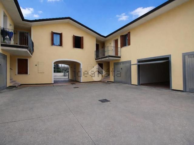 Appartamento in vendita a Bolzano Vicentino, Veneto