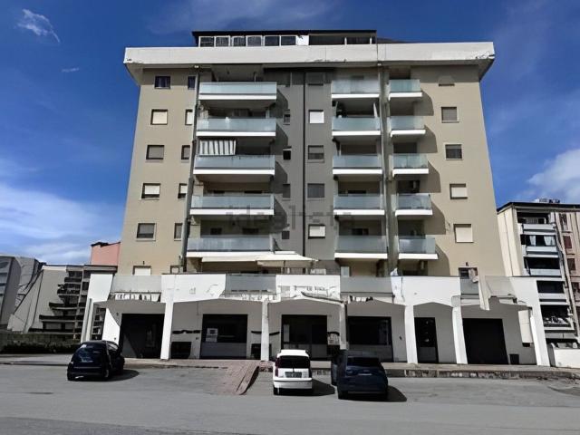 Appartamento in vendita a Quartiere Tribunale, Calabria