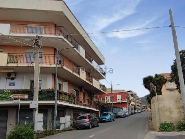 Appartamento in vendita a Ponte Boria, Fiumefreddo Di Sicilia