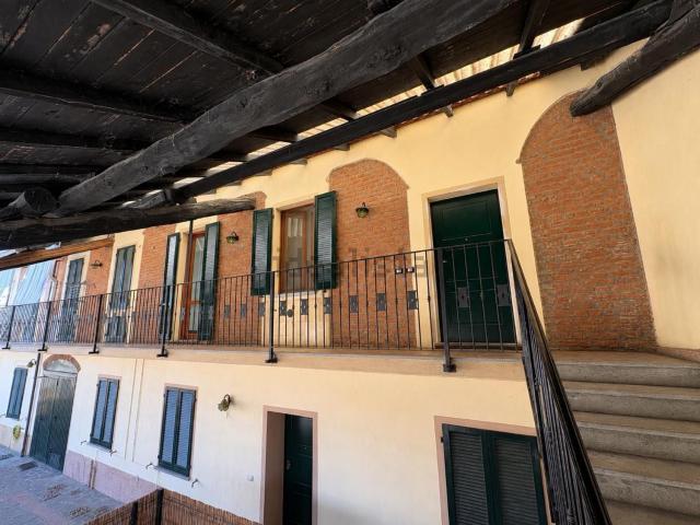 Attico in vendita a Sannazzaro de' Burgondi, Pavia