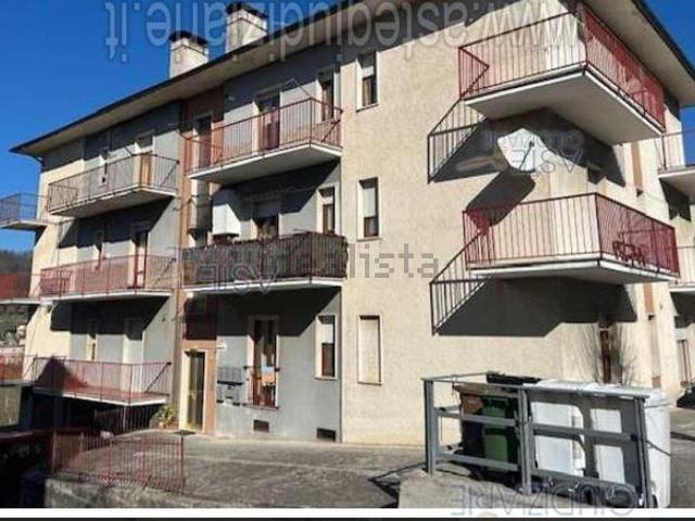 Appartamento in vendita a Felcioni, Marche