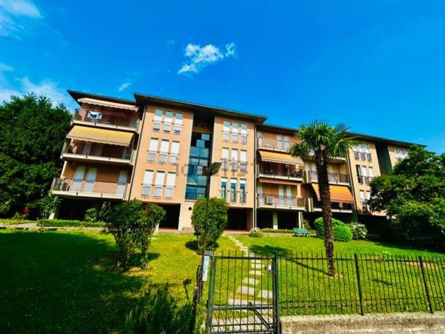 Appartamento in vendita a Nembro, Lombardia