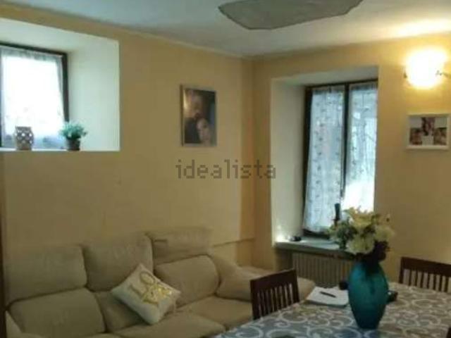 Appartamento in vendita a Donnas, Aosta