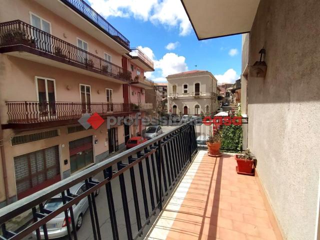 Appartamento in vendita a Pedara, Sicilia