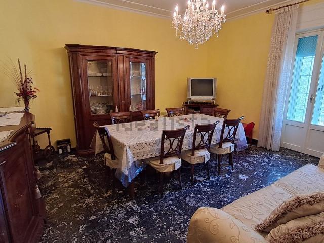 Appartamento in vendita a Capodimonte, Lazio