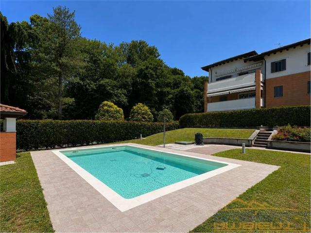 Appartamento in vendita a Imbersago, Lombardia