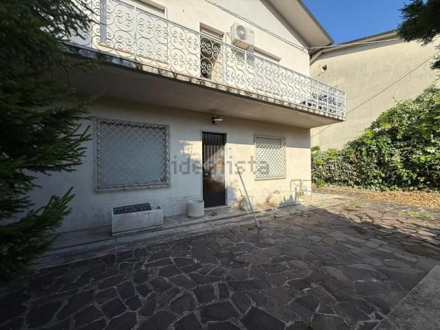 Appartamento in vendita a Montecchia Di Crosara, Veneto