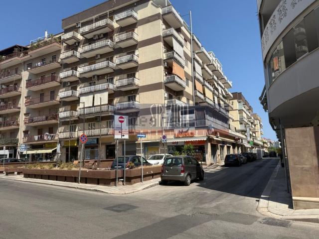 Appartamento in vendita a Puglia, Bari