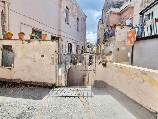 Appartamento in vendita a Biancavilla, Catania