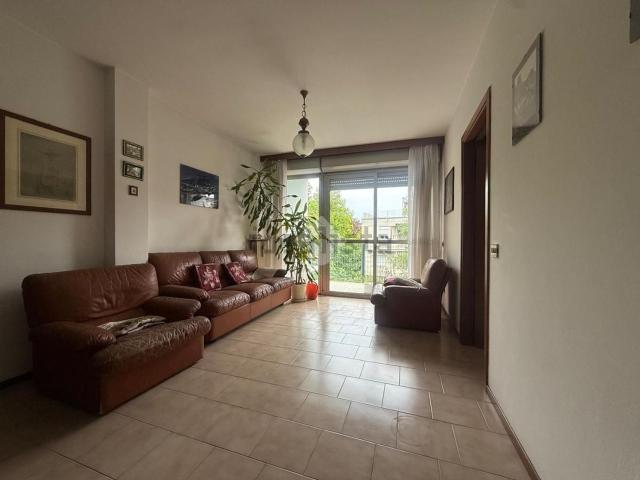 Appartamento in vendita a Cantù, Lombardia