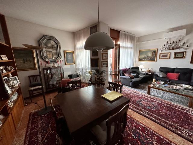 Appartamento in vendita a Rovigo, Veneto