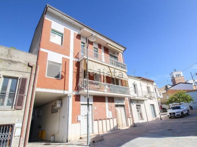 Appartamento in vendita a Cappelle Sul Tavo, Abruzzo