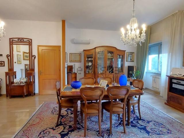 Appartamento in vendita a Rione Porto, Senigallia