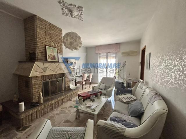 Appartamento in vendita a Floridia, Sicilia
