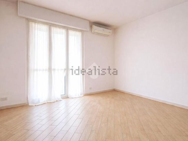 Appartamento in vendita a Treviglio, Lombardia