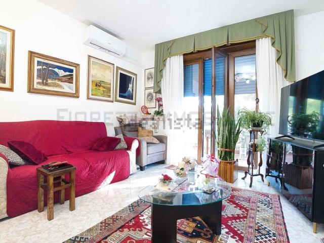 Appartamento in vendita a Campiglia Marittima, Toscana