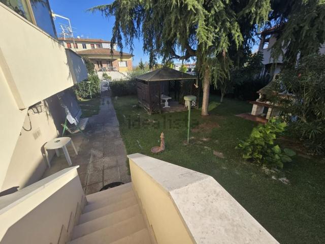 Appartamento in vendita a Calcinaia, Toscana