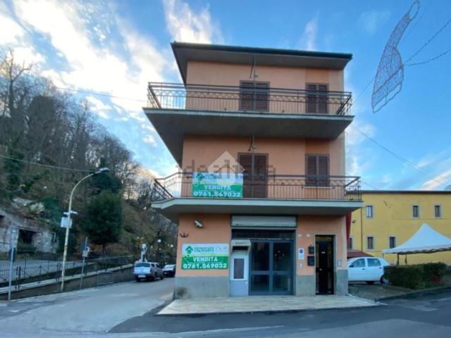 Appartamento in vendita a Canepina, Lazio