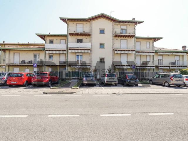 Appartamento in vendita a Brembate Di Sopra, Lombardia