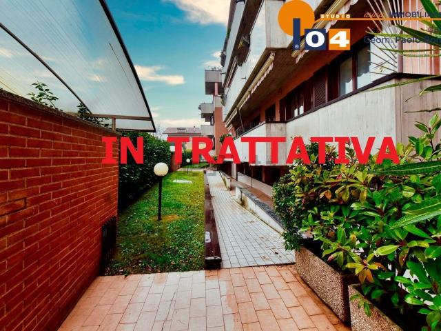 Appartamento in vendita a Cesano Maderno, Lombardia